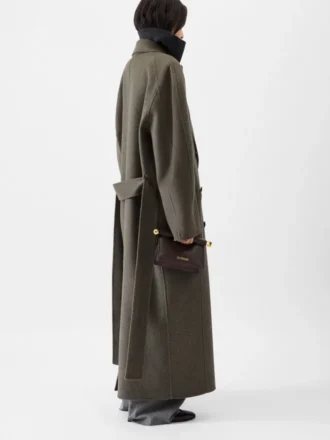 The Curvo Man’s coat Relaxed coat The Curvo Man’s coat Relaxed coat