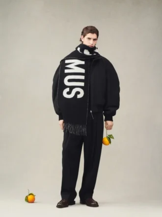 The Jacquemus scarf Fringe logo scarf