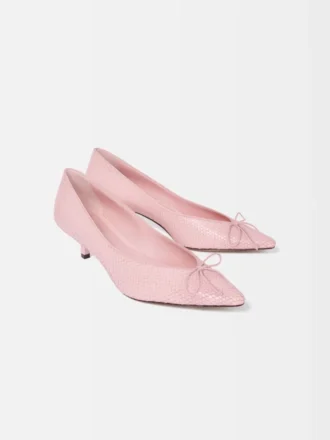 The low Tourni heels Low twisted pumps The low Tourni heels Low twisted pumps