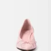The low Tourni heels Low twisted pumps The low Tourni heels Low twisted pumps