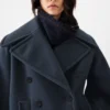 The Ovalo peacoat Round peacoat The Ovalo peacoat Round peacoat