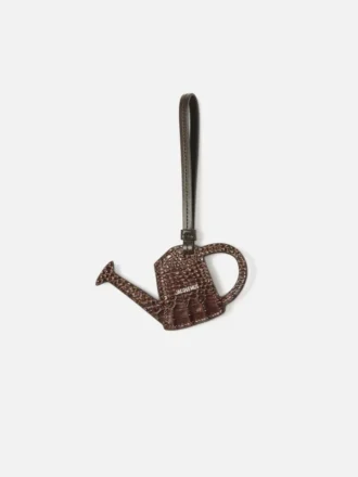 The watering can Watering can-shaped bag charm The watering can Watering can-shaped bag charm